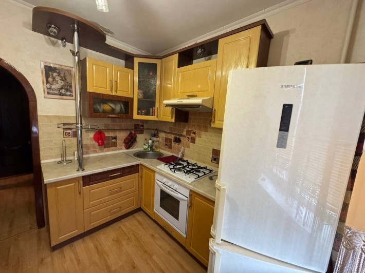 2 к Квартира  4 поверх ул Леонида Быкова 23. - фото 1