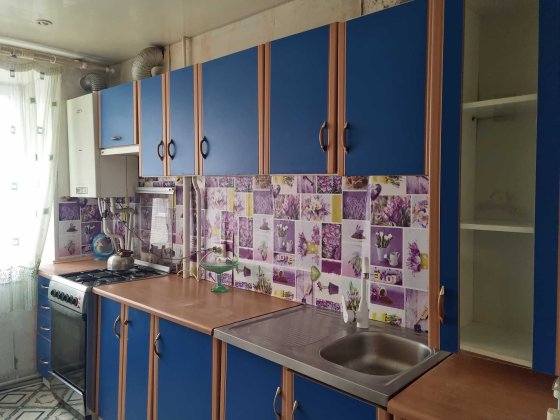 Терміново здам 3-и кімнатну квартиру з автономним опаленням. Лозовая