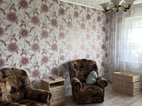 Срочно сдам 2 комн.квартиру на Лазурном! Краматорск