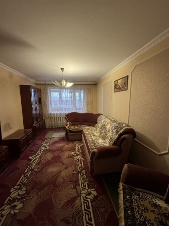 3комн.ул.Хабаровская 38,Лазурный - фото 1