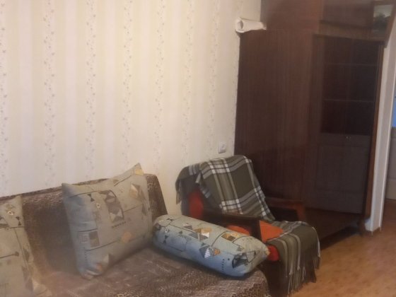 Сдаётся 2-х комнатная квартира на долгий срок 5/5  этаж Краматорск