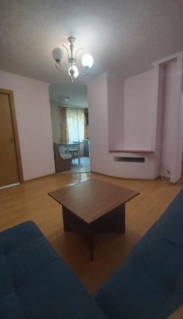 Трикімнатна квартира в Черьомушках - фото 1