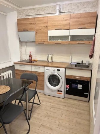 Здам 2х кімнатну квартиру, центр, площа Франка - фото 1