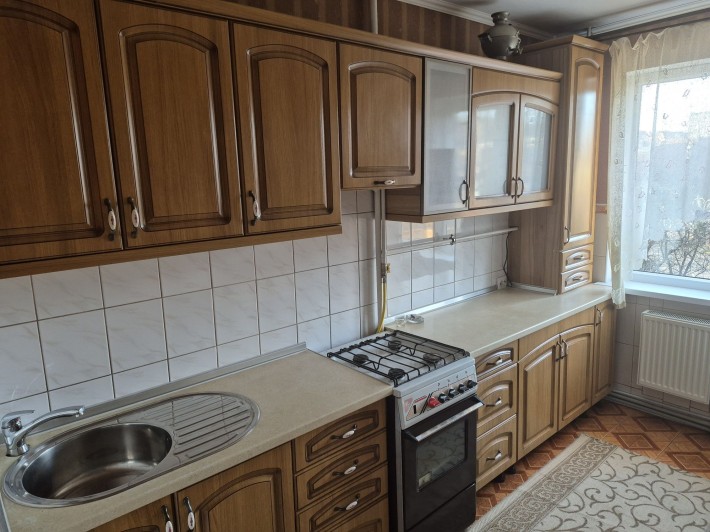 Здається трьохкімнатна квартира в районі Росвигово. - фото 1