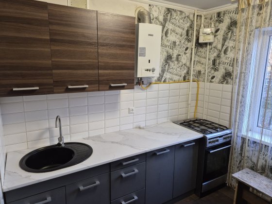 Здається трьохкімнатна квартира Окружна. Мукачеве