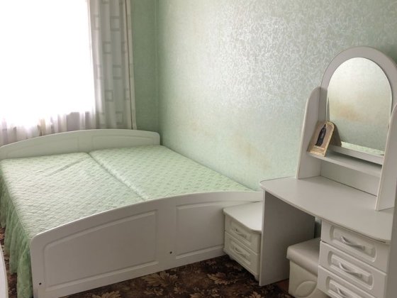 Здам 2-ох кімнатну вмебльовану квартиру в центрі міста Нововолынск