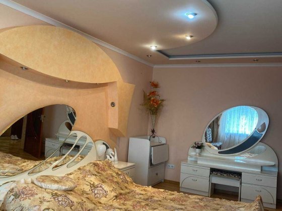 Оренда трикімнатної квартири Мукачеве