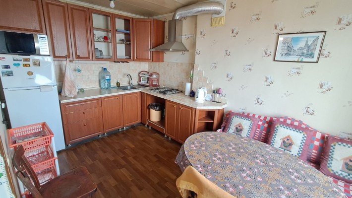 Аренда 4 ком.кв.ул.Дворцовая 38 в Центре - фото 1