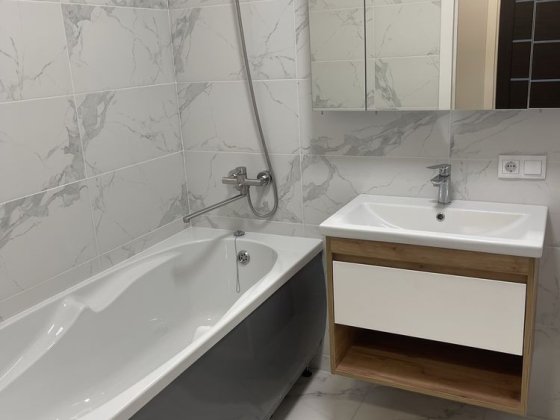 Здається в Оренду 3х кімнатна квартира .  Індивідуальне газове опаленя Обухів