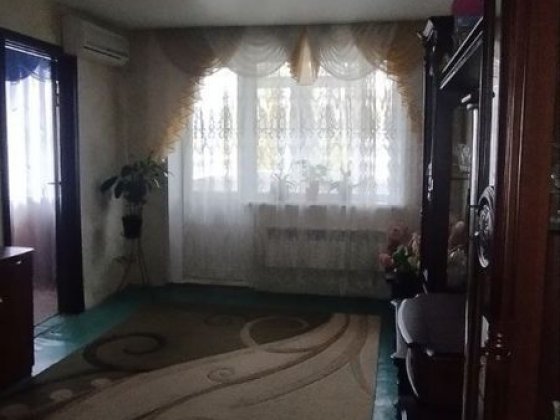 АН Сдается 4х ком квартира 40 лет Павлоград