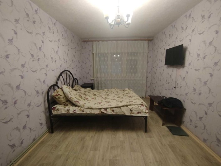 Аренда 3-ком.квартиры в центре 1 этаж! - фото 1