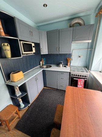 Сдается 3к квартира м-н Артема. - фото 1