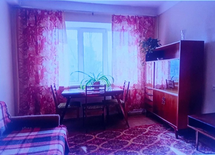 Сдам     3ком. квартиру - фото 1