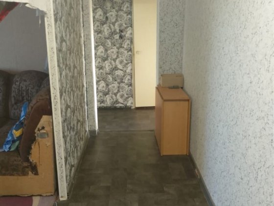 Здається 3-х кімнатна квартира на довгий час Славянск