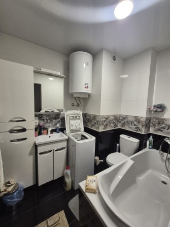 Оренда двокімнатної квартири по вул. Захисників України - фото 1