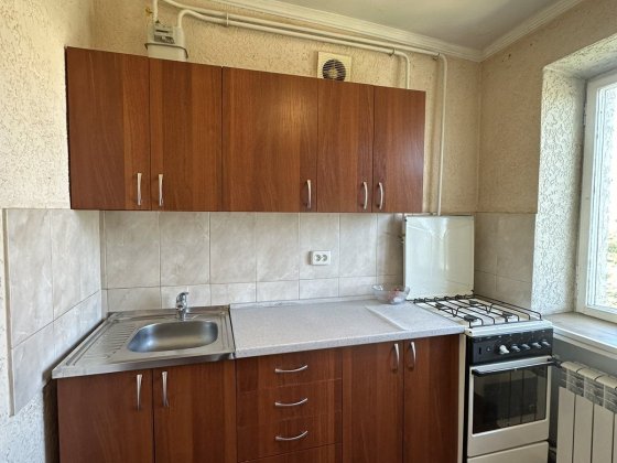 Здається 1 кімнатна квартира, р-н Осташівка Умань