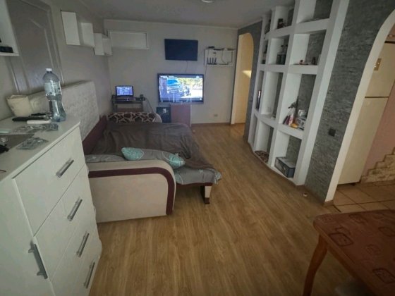 Здам 1-кімнатну квартиру  в центрі міста, довгостроково Умань