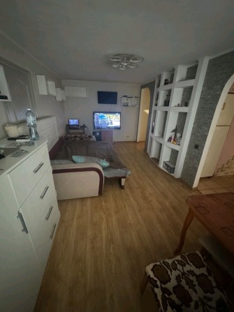 Здам 1-кімнатну квартиру  в центрі міста, довгостроково - фото 1