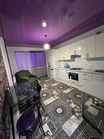 Пропонується в оренду прекрасна 1 кімнатна квартира! - фото 1