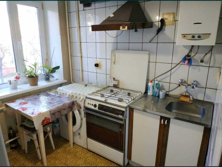 Здам 2х кімнатну квартиру в хорошому житловому стані в Центрі! - фото 1