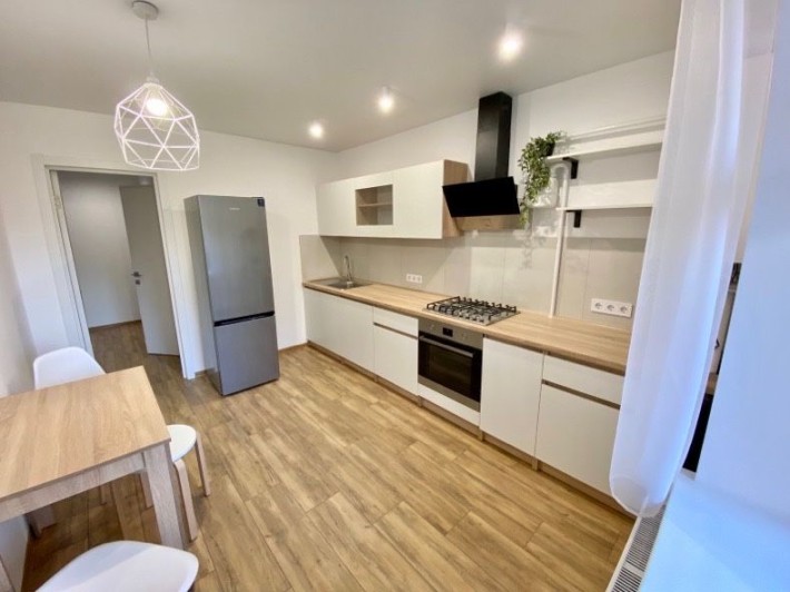 Оренда 3к.кв. в ЖК, вулиця Інститутська - фото 1