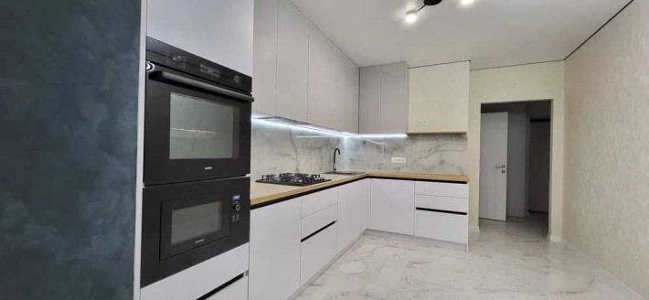 Оренда 2к.кв. Центр. - фото 1