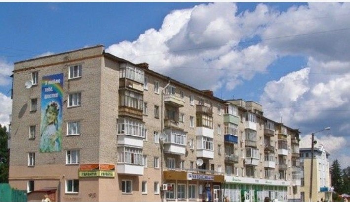 Сдам 1 комн.кв. в Центре , на Садовом бульваре. г. Шостка - фото 1