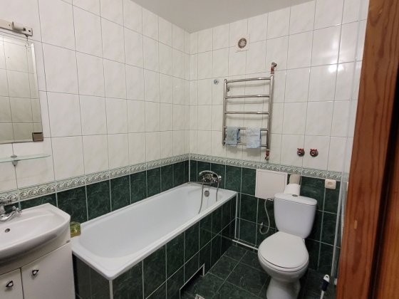 Здам в Центрі, орієнтир Либідь Плаза Хмельницький