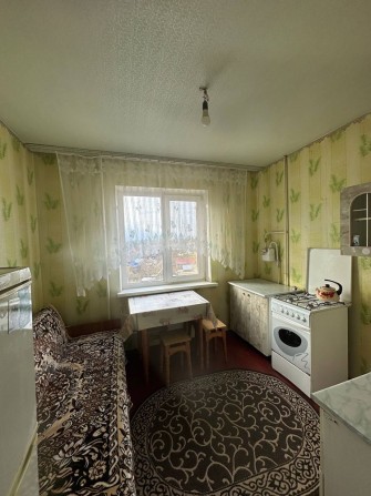 БЕЗ РІЕЛТОРА! 1-кімнатна кв, вул. Раскова  (Петера Новотні), 61 - фото 1