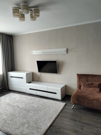 Довгострокова здача 1 кімнатної квартири - фото 1