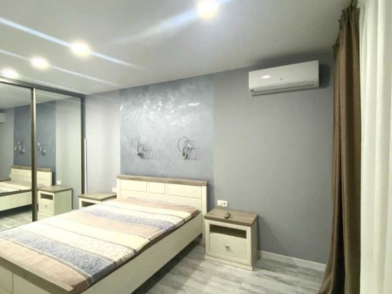 Оренда красивої та просторої квартири. ЖК "Континент" Буча