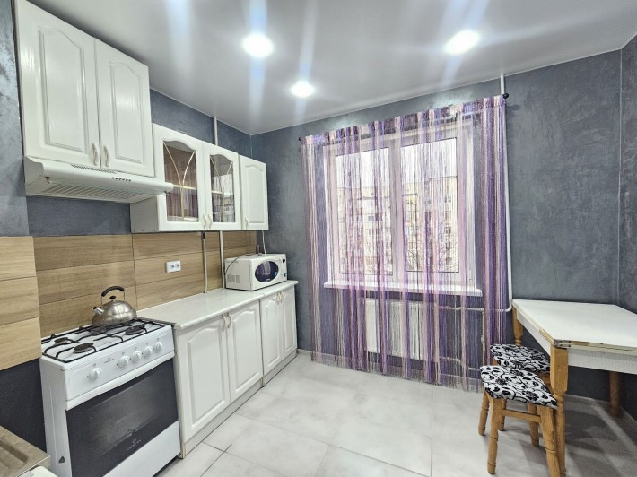 Здається 1к Івана Каплуненка 75, ДНС - фото 1