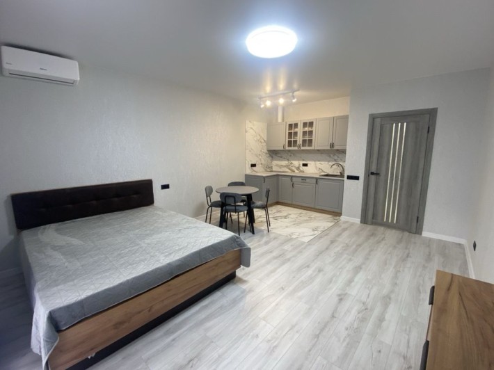 Здам 1 к. Жк Крона парк студія - фото 1