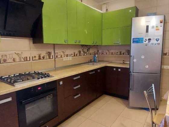 Оренда великої 1 к квартири в центрі Бучі + кладовка Буча