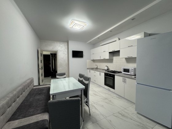 Оренда сучасної квартири - Зарічанська! Вільна до заселення! Хмельницкий