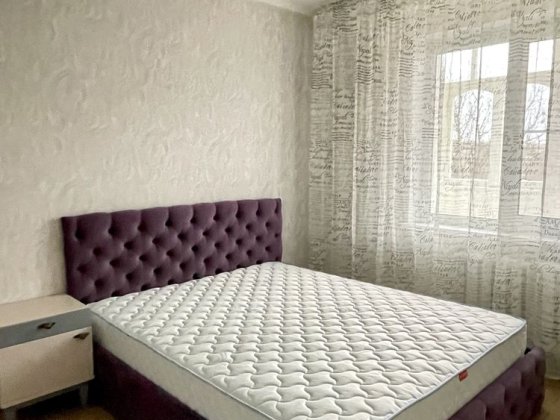 Оренда 2 кімнатноі квартири біля парку! Перша здача!