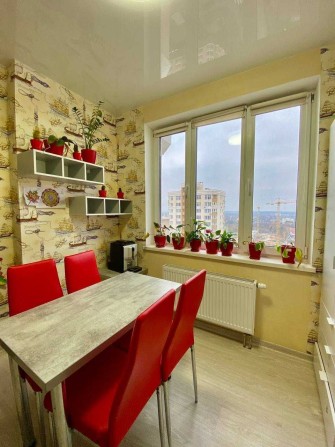 Бровари вул. Київська 245, оренда 2-к квартири, ГЕНЕРАТОР НА ВСЕ! - фото 1