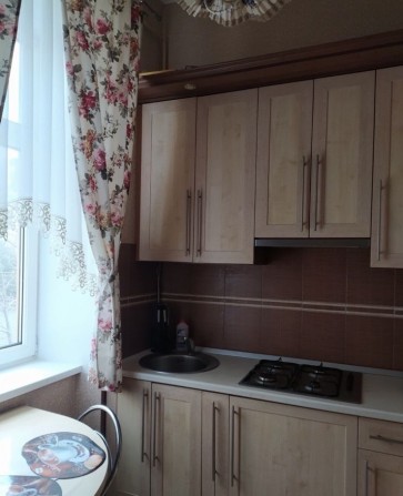 Оренда 1-кім в самому центрі — Коновальця - фото 1