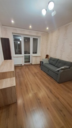 Ж. К. Вишнева Оселя. - фото 1