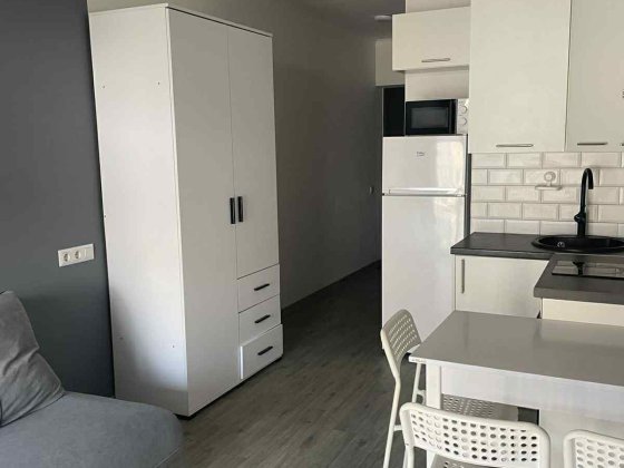 Cinema house. Смарт-квартира на оренду. Вишневое