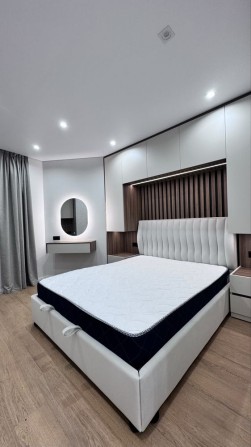 Оренда стиильної півторички дорогий ремонт/меблі/техніка/Інд.газ.опал - фото 1