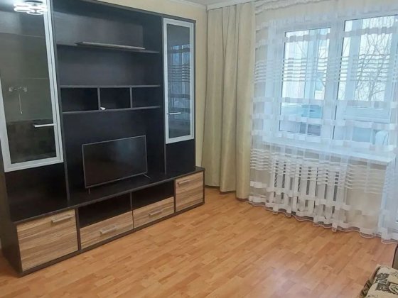 Здається 2к Чорновола 136 Івано-Франківськ