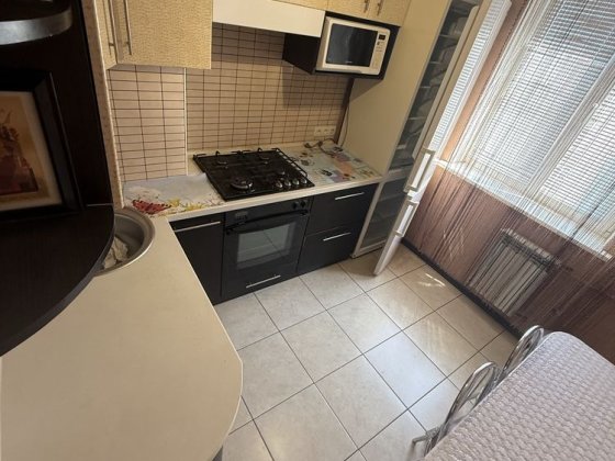 3 кім район 31 гімназії по Героїв України Кременчуг