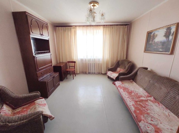 Центр, готель "Поділля", 3-км, власник, з 7 грудня - фото 1