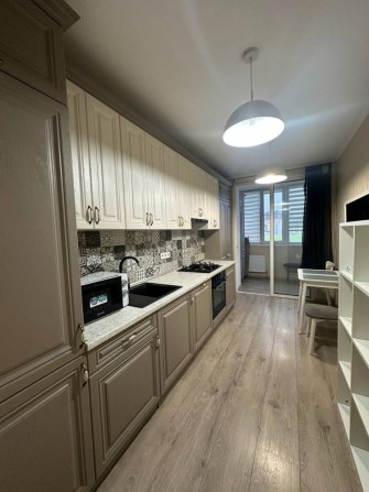 Оренда укомплектована евро 2 кімнатна квартира - фото 1