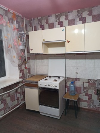 Квартира 1но комнатная в аренду ост.Аврора,молодежный - фото 1