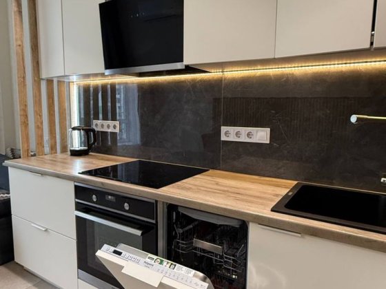 Здам євро 2к жк Сіті парк, Сільпо