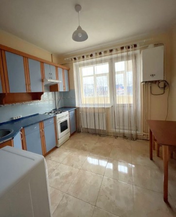 Оренда 1 км.кв Арсен-Епіцентр Каскад - фото 1