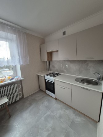 Оренда 2к Виставка Перемоги вул. Капремонт - фото 1