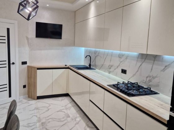 Оренда 2 км квартири поруч з центром Івано-Франківськ